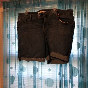 Torrid Bermuda shorts, size 20